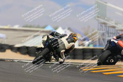 media/Oct-08-2022-SoCal Trackdays (Sat) [[1fc3beec89]]/Turn 16 (125pm)/